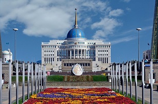 1 сентября в Казахстане выходной день
