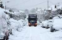 Первый снегопад в Казахстане стал причиной задержки наших машин
